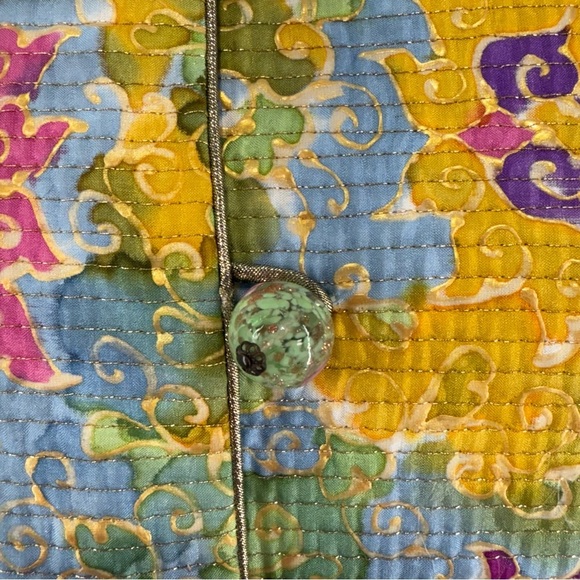 Mary McFadden Couture Silk Quilted Floral Jacket w/ Glass Bead Buttons – Size 10 - Picture 11 of 16